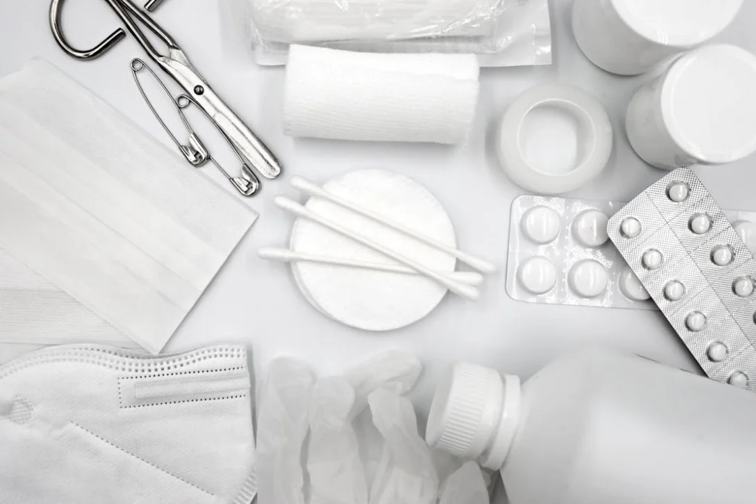 snake bite first aid